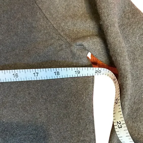 EVERLANE Taupe Cashmere Blend Cropped Crew Neck Pullover Sweater Women's Medium